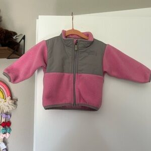 North Face girls baby fleece. Size 3-6 months